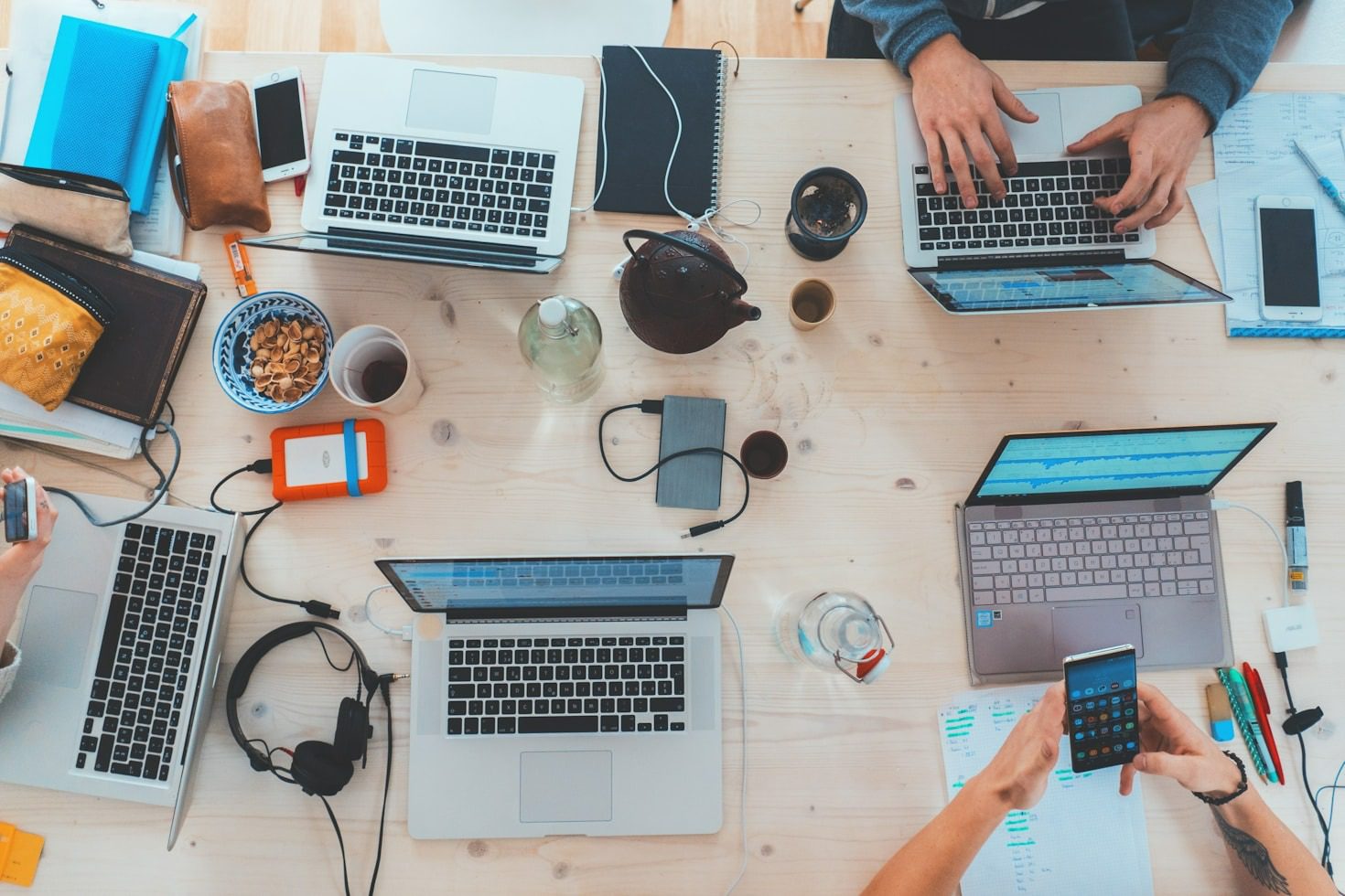 Cómo destacar en un mercado digital competitivo
